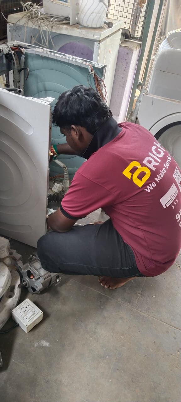 Technician work 4